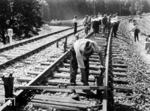 Gleisbauarbeiten auf der Strecke Salzburg - Rosenheim bei Teisendorf. (1934) <i>Foto: RVM</i>