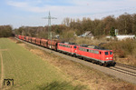 140 850 und 140 858 mit GM 47777 nach Dillingen Zentralkokerei bei Lintorf (zwischen Duisburg und Ratingen). (27.03.2013) <i>Foto: Wolfgang Bügel</i>
