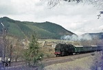 95 0037 mit P 18005 nach Sonneberg am Einfahrsignal von Unterloquitz. (07.04.1977) <i>Foto: Joachim Bügel</i>
