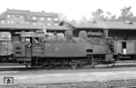 94 2040, eine sächsische XI HT, rangiert im Bahnhof Wilkau-Hasslau.  (17.06.1966) <i>Foto: W. A. Reed</i>