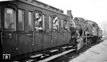 Für die Soldaten aus Freudenstadt beginnt mit einer pr. G 10 (Baureihe 57.10) die Reise ins Ungewisse. (1940) <i>Foto: Slg. Johannes Glöckner</i>