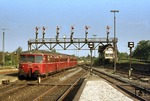 515 680 verlässt mit einer weiteren 515-Einheit den Bahnhof Bad Harzburg. (17.05.1976) <i>Foto: Peter Schiffer</i>