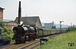 Nicht nur die schöne alte Fabrik, auch 41 1025 mit P 4004 nach Camburg sind in Rudolstadt-Schwarza aus dem alltäglichen Blick verschwunden. (13.06.1977) <i>Foto: Wolfgang Bügel</i>