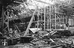 Zerstörungen im Ausbesserungswerk Neumünster. (10.1944) <i>Foto: Walter Hollnagel</i>