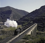 Dampfzug auf der Schmalspurbahn Ponferrada -Villablino in Spanien. (1973) <i>Foto: Chris Deamer</i>