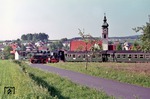 Die Strecke Weiden - Eslarn lag bereits in den letzten Zügen, als 064 097 bei Floß angetroffen wurde. (31.05.1973) <i>Foto: Rolf Behrens</i>