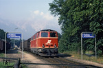 ÖBB 2143.027 rangiert im Bahnhof Puchberg am Schneeberg. (09.1987) <i>Foto: Will A. Reed</i>