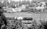 86 086 (Bw Aue) mit einem Güterzug im Bahnhof Lengenfeld im Vogtland. (03.07.1968) <i>Foto: Johannes Glöckner</i>