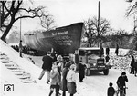Auch in der Schweiz war der Culemeyer unterwegs: Im Auftrag des Maschinenbauers Gebr. Sulzer in Winterthur wurde ein Schiffskörper nach Konstanz am Bodensee transportiert. (1936) <i>Foto: RVM</i>
