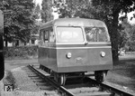 Ein neues Bahnmeistereifahrzeug für Streckeninspektionsfahrten, vorgestellt auf der Verkehrsausstellung "Schiene und Straße" in Essen (Gruga). (07.09.1951) <i>Foto: Willi Marotz</i>