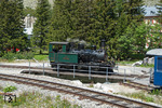 Die acht Dampflokomotiven des Typs HG 2/3 bildeten ab 1890 die Grundlage des Betriebs auf der Visp-Zermatt-Bahn. Die 1906 von der Schweizerischen Lokomotiv- und Maschinenfabrik (SLM) als Naßdampflok gelieferte HG 2/3 Nr. 7 "Breithorn" wurde 1921 auf Heißdampf umgebaut. Sie erhielt 2001 einen neuen Kessel mit Leichtölfeuerung und ging im Sommer 2010 als Leihgabe an die Dampfbahn Furka-Bergstrecke, die sie hauptsächlich auf dem wiederaufgebauten Streckenabschnitt Oberwald - Gletsch einsetzt. (02.07.2011) <i>Foto: Joachim Schmidt</i>