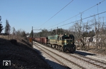Ein weiterer Güterzug folgt mit SZ 664-113 fast im Blockabstand auf der Rampe, wenige Kilometer nach Postojna. (12.03.2014) <i>Foto: Stefan Jurasovits   </i>