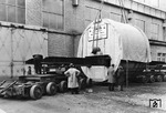 Verladung des damals größten Zylinders der Welt bei der Fa. Voith in Heidenheim. (10.1937) <i>Foto: RVM</i>