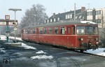 515 558 als Pendelzug auf der Strecke Düren - Zülpich - Euskirchen im Bahnhof Euskirchen. (23.02.1981) <i>Foto: Peter Schiffer</i>