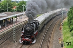 Mit einem Sonderzug nach Boppard legt sich 41 360 bei Leverkusen-Rheindorf in die Kurve. (24.05.2014) <i>Foto: Joachim Bügel</i>