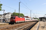 Auch EC 115 nach Klagenfurt wurde umgeleitet, den hier 120 149 ohne Halt durch Solingen befördert. (12.06.2014) <i>Foto: Joachim Bügel</i>