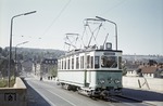 Triebwagen 3 der Straßenbahn Esslingen–Nellingen–Denkendorf (END) auf der Pliensaubrücke in Esslingen. (05.10.1972) <i>Foto: Dieter Frank, Slg. D. Junker</i>