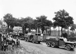 Auch die Ortsdurchfahrten auf dem Weg nach Pirk sorgten für gehöriges Aufsehen, geschah der technisch anspruchsvolle Transport doch zu einem Zeitpunkt, wo hier die Milchkannen noch per Pferdefuhrwerk abgefahren wurden. (24.09.1939) <i>Foto: RVM</i>