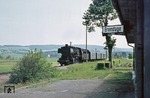 Der Haltepunkt Eremitage lag zwischen Stockau und Baureuth. 052 668 fährt mit N 4060 aus Weiden ein. (01.06.1973) <i>Foto: Wolfgang Bügel</i>