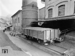 Der Kohlewagen hat sein Ziel über die Straße erreicht. (1942) <i>Foto: RVM</i>