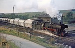 052 372 verlässt mit Gdg 69951 nach Rohdenhaus den Bahnhof Flandersbach. (12.10.1973) <i>Foto: Wolfgang Bügel</i>