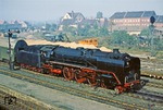 01 2114 hat mit P 8448 aus Magdeburg den Bahnhof Halberstadt erreicht. Der Zug wird von dort über Quedlinburg bis Thale weiterfahren. (11.10.1978) <i>Foto: Wolfgang Bügel</i>