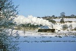 An einem kalten Januarmorgen dampft 44 0663 mit Übergabezug 74428 Unterwellenborn entgegen. (04.01.1979) <i>Foto: Wolfgang Bügel</i>