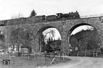 38 2652 (Bw Dieringhausen) mit P 2001 nach Köln bei Honrath im Aggertal.  (22.04.1934) <i>Foto: DLA Darmstadt (Bellingrodt)</i>