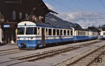 Ein Pendelzug der MOB nach Zweisimmen im Bahnhof Lenk im Simmental. (30.09.1992) <i>Foto: Ulrich Neumann</i>