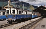 BDe 4/4 Nr. 27 der Montreux–Berner Oberland-Bahn (MOB) war ein 1924 von SIG/BBC gebauter Güterzugtriebwagen. 1968 wurde er zum BDe umgebaut, 1992 in De 4/4 umgezeichnet, 2002 ausgemustert. Hier macht er sich als Extrazug in Zweisimmen bereit. (30.09.1992) <i>Foto: Ulrich Neumann</i>