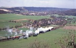 01 2204 entschwindet mit D 504 Richtung Bad Kösen. (20.04.1980) <i>Foto: Joachim Bügel</i>