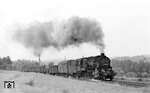 58 1270 (Henschel/Kassel, Baujahr 1919) mit einem Güterzug bei Lengenfeld. (04.07.1970) <i>Foto: Johannes Glöckner</i>