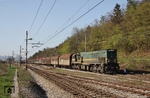 SZ 664-104 verlässt mit einem Güterzug Richtung Koper den Bahnhof Borvnica.  (30.03.2014) <i>Foto: Stefan Jurasovits   </i>