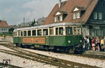 WEG Triebwagen T35 (Fuchs, Baujahr 1955) hat den Endpunkt der meterspurigen Strecke von Amstetten/Württ. in Laichingen erreicht.  (25.09.1974) <i>Foto: Dieter Junker</i>