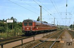 425 416 trifft im Bahnhof Lauffen am Neckar an der Strecke Heilbronn - Ludwigsburg ein. (07.1978) <i>Foto: Dieter Junker</i>