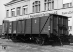 Der Ommu-Wagen "Göttingen 022" in Holzbauweise war mit Bremserhaus ausgestattet. (1949) <i>Foto: Helmut Först</i>