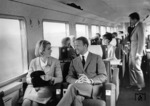 Blick in den neuen Großraumwagen der SNCF. (1967) <i>Foto: Helmut Först</i>