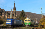 145 CL-203 (145 099) in Diensten von Crossrail trifft in Brohl auf die D5 der Brohltalbahn. (21.11.2014) <i>Foto: Joachim Bügel</i>