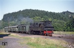 094 540 (urspr. 94 1539, BMAG, Baujahr 1922) vom Bw Dillenburg trifft mit P 3244 im Bahnhof Herrnberg ein. (24.09.1970) <i>Foto: Robin Fell</i>