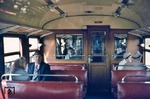 Fahrgäste in einem Triebwagen der Bremervörde-Osterholzer Eisenbahn. (08.1969) <i>Foto: Dieter Junker</i>