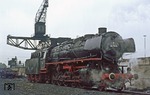 Abschiedsfoto vom Bw Gelsenkirchen-Bismarck mit der von Fans wieder angeklebten alten Betriebsnummer an 044 424. (20.05.1977) <i>Foto: Wolfgang Bügel</i>