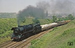 44 0304 (44 1304) vom Bw Sangerhausen fährt mit ihrem Güterzug in Hettstedt ein. (31.05.1979) <i>Foto: Joachim Bügel</i>