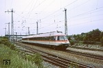 Nach Abschluss der Feierlichkeiten verlässt 403 002 das Aw-Gelände in München-Freimann. (27.05.1979) <i>Foto: Wolfgang Bügel</i>