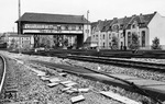 Das Reiterstellwerk "Ds" war eines von sieben Stellwerken, das für den Betriebsablauf im Düsseldorfer Hauptbahnhof zuständig war und stand in der Südausfahrt des Bahnhofs. Es überdauerte den Zweiten Weltkrieg nicht. (08.06.1936) <i>Foto: RBD Wuppertal (Eckler)</i>