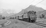 116 009 auf der Mittenwaldbahn zwischen Klais und Garmisch-Partenkirchen. (21.05.1978) <i>Foto: Frank Lüdecke</i>