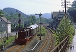 Auf der Rückfahrt nach Wuppertal war V 36 231 Zuglok des Sonderzuges, die bei der Hinfahrt am Zugschluss hing, hier bei der Ausfahrt aus Wuppertal-Beyenburg. (10.06.1979) <i>Foto: Wolfgang Bügel</i>