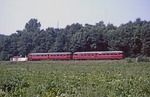 Ein Planzug soll auch nicht fehlen: 515 560 mit 815 710 als N 5315 nach Wuppertal-Wichlinghausen bei Düsseldorf-Gerresheim. (01.09.1979) <i>Foto: Wolfgang Bügel</i>