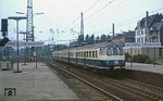 Nur samstags verkehrte der ansonsten lokbespannte N 3120 nach Köln als Triebwagen-Einheit. Am 08.09.1979 befand sich der türkis-beige 430 413 in Wuppertal-Oberbarmen auf dem Weg nach Köln. (08.09.1979) <i>Foto: Wolfgang Bügel</i>