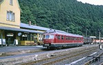 Noch eine andere Perspektive auf 517 005 als N 5687 im Bahnhof Bad Schwalbach. (23.08.1980) <i>Foto: Wolfgang Bügel</i>