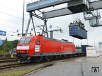 Am 01.09.2014 starte in Hamburg-Billwerder ein Zug mit 41 Containern, der die Strecke von 10.241 Kilometern nach Zhengzhou (China) in 17 Tagen schaffen sollte.  (01.09.2014) <i>Foto: Benno Wiesmüller</i>